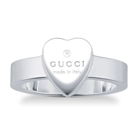 gucci heart ring silver.